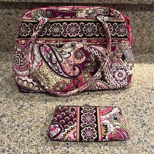 Very Berry Paisley Vera Bradley Shoulder Bag with clasp wallet
